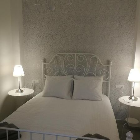 Apartamento Alfalfa Appartamento Siviglia Esterno foto